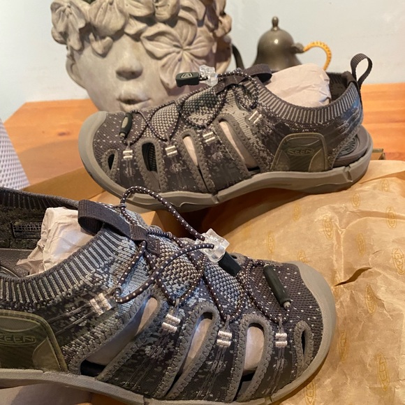 KEEN EVOFIT SHOES - Picture 9 of 11